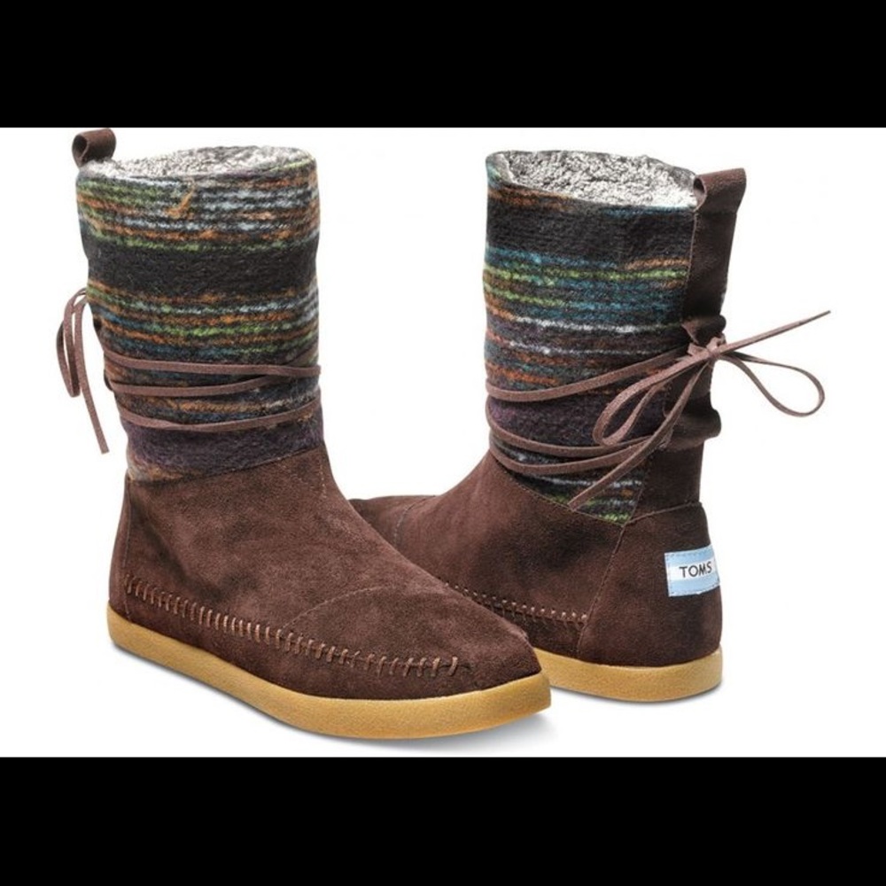 TOMS brown Nepal boots - size 9 women’s